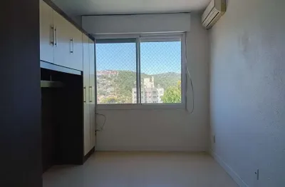 Apartamento de 1 quarto semimobiliado no bairro tristeza em porto alegre.
