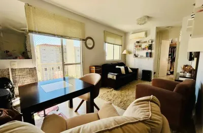 Apartamento semi mobiliado 2 dormitórios com sacada e vaga de garagem em condomínio com infra completa