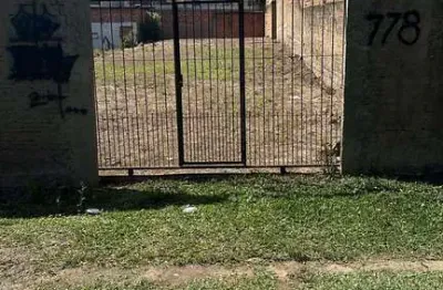 Terreno à venda na Rua Upamaroti, --, Cristal, Porto Alegre
