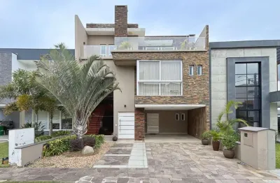 Casa em condomínio fechado com 3 quartos à venda na Rua Ivo Walter Kern, --, Hípica, Porto Alegre