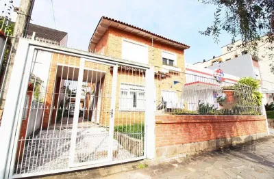 Casa à venda 4 quartos (dormitórios), suíte, 3 vagas - partenon, porto alegre