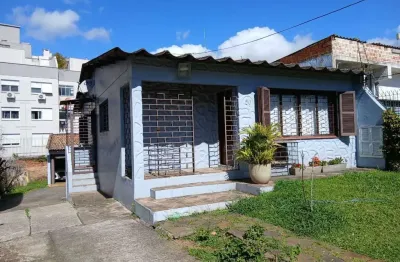 Casa com 2 quartos à venda na Rua Orfanotrófio, --, Santa Tereza, Porto Alegre
