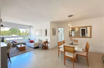 Apartamento 03 suítes bairro cristal, 88,97m² de área privativa, semimobiliada e 02 vagas de garagens cobertas.