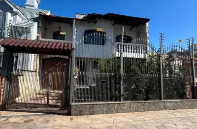 Casa -4 dorm. -com 2 suítes - 3 box- 297,18 m² - menino deus