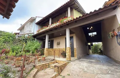 Excelente sobrado com 255 m² de área privativa 3 dormitórios com opção do 4 dormitórios