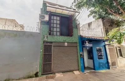 Casa para venda - 110m², 2 dormitórios, sendo 1 suites, 2 vagas - menino deus