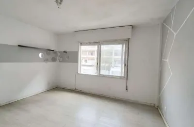 Excelente ap 1d com suíte, cozinha planejada e banheiro reformado. lima e silva, centro p. alegre -- locado!