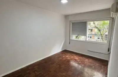 Apartamento com 2 quartos à venda na Rua Felipe Camarão, --, Rio Branco, Porto Alegre