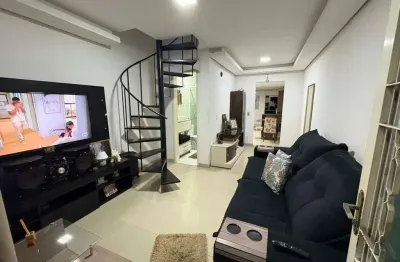 Casa 2 dorm, sala, cozinha, banheiro e área gourmet. aceita carro no negócio. não financia.