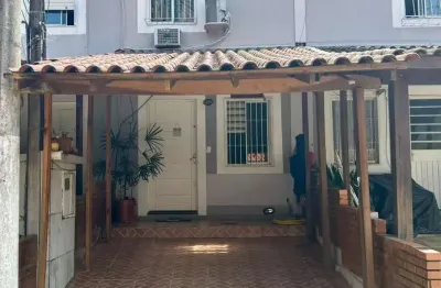 Casa em condomínio fechado com 2 quartos à venda na Rua Alcebíades Ribeiro, --, Aberta dos Morros, Porto Alegre