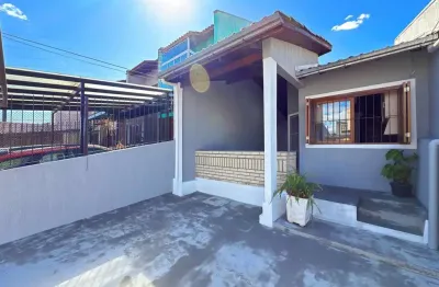 Casa com 3 quartos à venda na Rua Elmo Born, --, Hípica, Porto Alegre
