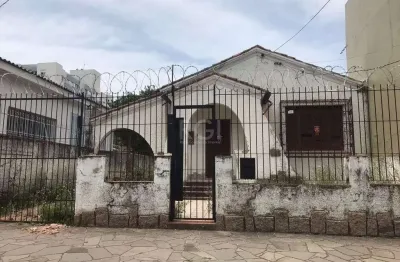 Casa com 3 quartos à venda na Rua Dona Cecília, --, Medianeira, Porto Alegre