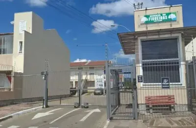 Casa em condomínio fechado com 2 quartos à venda na Nair Garcia Martins, --, Restinga, Porto Alegre