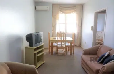 Apartamento no bairro rio branco de 2 dormitórios desocupado