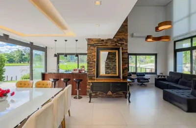 Casa em condomínio fechado com 4 quartos à venda na Avenida Juca Batista, --, Belém Novo, Porto Alegre