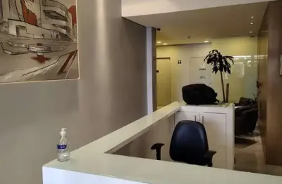 Sala comercial à venda na Avenida Cristóvão Colombo, --, Floresta, Porto Alegre