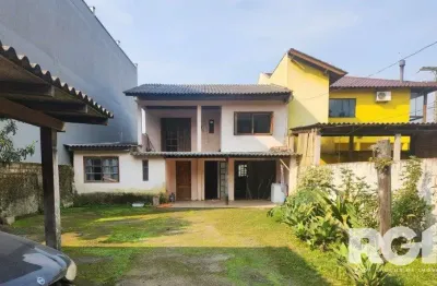 Casa com 2 quartos à venda na Beco Um, --, Lageado, Porto Alegre