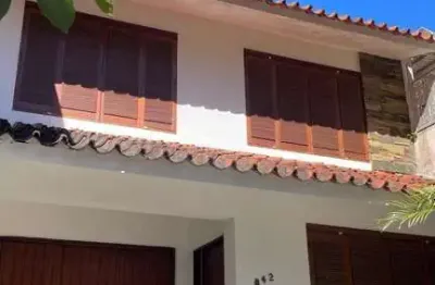 Casa com 3 quartos à venda na Rua Coronel Feijó, --, São João, Porto Alegre