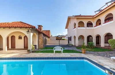 Casa com 6 quartos à venda na Rua Paulo Blaschke, --, Jardim Planalto, Porto Alegre