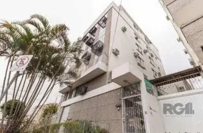 Sala comercial transformada em stúdio com mezanino de 1 dormitório