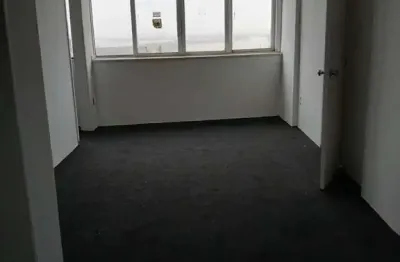 Sala comercial à venda na Praça Osvaldo Cruz, --, Centro Histórico, Porto Alegre