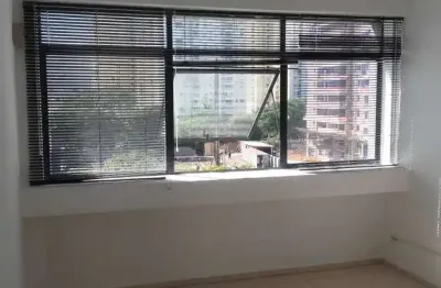 Sala comercial à venda na Rua Itapeva, --, Passo da Areia, Porto Alegre