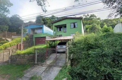 Casa 280m² - 5 dormitórios, 4 banheiros, 2 vagas no bairro cascata