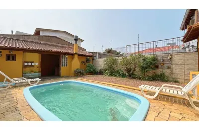 Casa com 3 quartos à venda na Rua Giobatta Giuseppe Petracco, --, Vila Nova, Porto Alegre