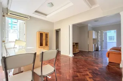Apartamento com 3 quartos à venda na Rua Coronel Fernando Machado, --, Centro Histórico, Porto Alegre