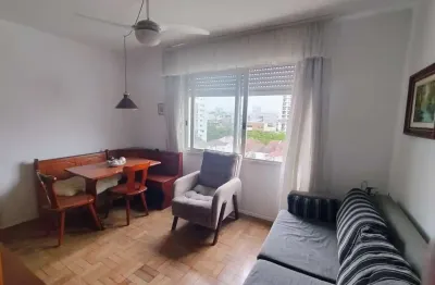 Vende apartamento 1 quarto, desocupado, andar alto no bairro cidade baixa