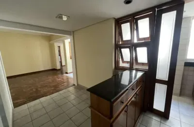 Apartamento 3 dormitório 84m² elevador e sacada bairro bom fim porto alegre
