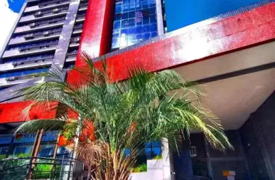 Conjunto comercial ensolarado no Petrópolis | 24,7 m² | Elevador