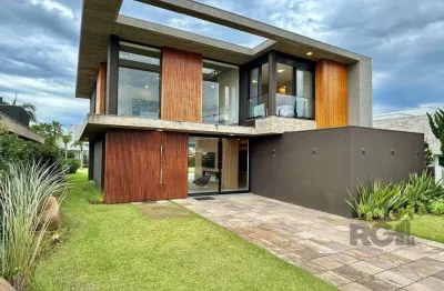 Casa em condomínio fechado com 5 quartos à venda na Rua Rio Jacuí, --, Atlântida, Xangri-Lá