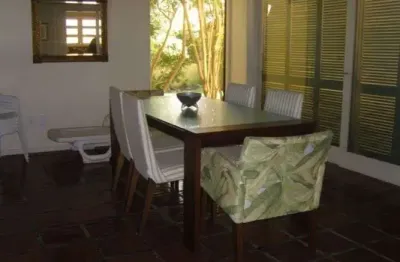 Casa para venda - 216m², 3 dormitórios, sendo 1 suites, 2 vagas - centro