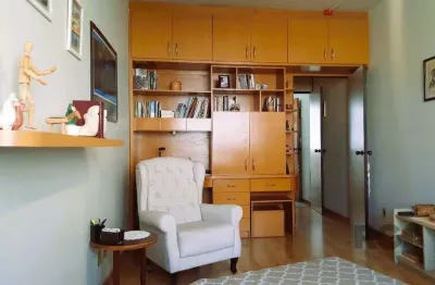 Seu consultório dos sonhos te espera no coração do bairro floresta!