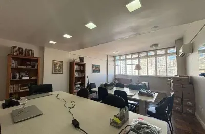 Sala comercial à venda na Praça Osvaldo Cruz, --, Centro Histórico, Porto Alegre