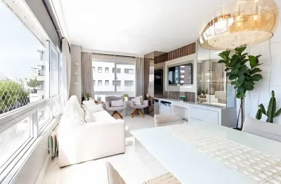 Vende-se apartamento com 2 quartos (1 suíte), 81m² e 2 vagas – moinhos de vento