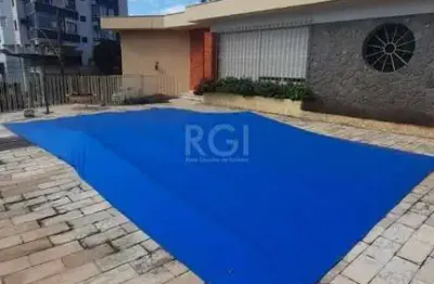 Casa para Venda - 250m², 3 dormitórios, sendo 1 suites, 3 vagas - Chácara das Pedras