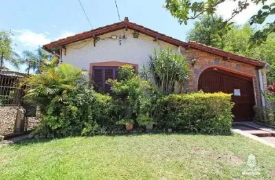 Casa com 4 quartos à venda na Rua das Laranjeiras, --, Ipanema, Porto Alegre