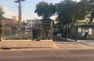 Apartamento em Porto Alegre, no bairro Cristal, com 3 dormitório(s), e 3 banheir