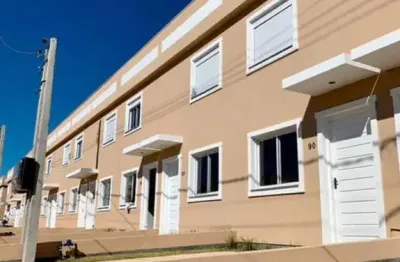 Casa com 2 quartos para alugar na Rua das Espatódeas, --, Ponta Grossa, Porto Alegre