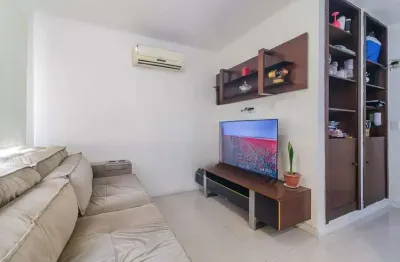 Apartamento com 1 quarto à venda na Rua Doutor Ramiro D'Ávila, --, Azenha, Porto Alegre