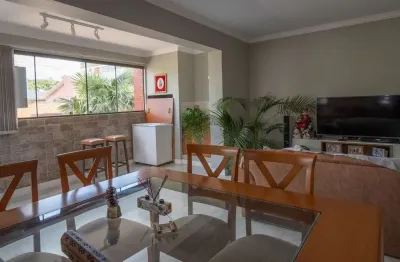 Apartamento de 3 quartos, elevador, churrasqueira, 2 vagas no bairro Lindóia