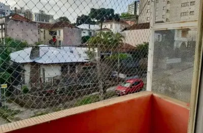 Apartamento à venda de 3 dormitórios, sacada e com 2 vagas no Bairro Rio Branco