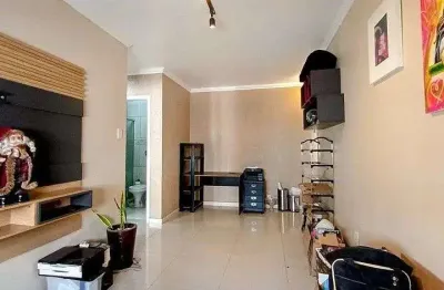 Exelente apartamento dois dormitioros/ cond. Figueiras/ em frente ao Canoas Shopping/ 2°andar