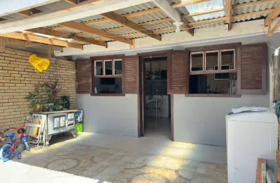 Casa com 3 quartos à venda na Rua Oscar Antunes de Oliveira, --, Hípica, Porto Alegre