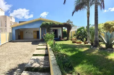 Casa para venda em florianópolis, morro das pedras, 3 dormitórios, 1 suíte, 3 banheiros, 4 vagas