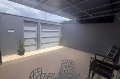 Casa com 2 quartos à venda na Avenida João Ferreira de Freitas, 386, Cidade Vergani, Pouso Alegre