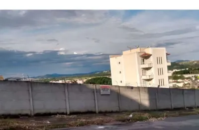 Terreno à venda na Rua Salvador Santos Patrício, 10, Jardim Aureliano, Pouso Alegre