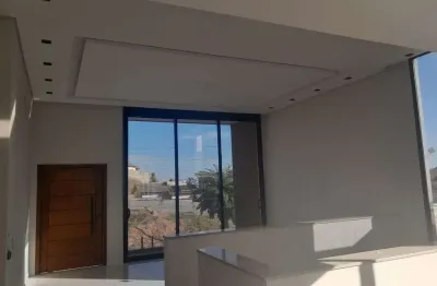 Casa com 3 quartos à venda na Av: José Aurelio Garcia, 290, Colinas de Santa Bárbara, Pouso Alegre